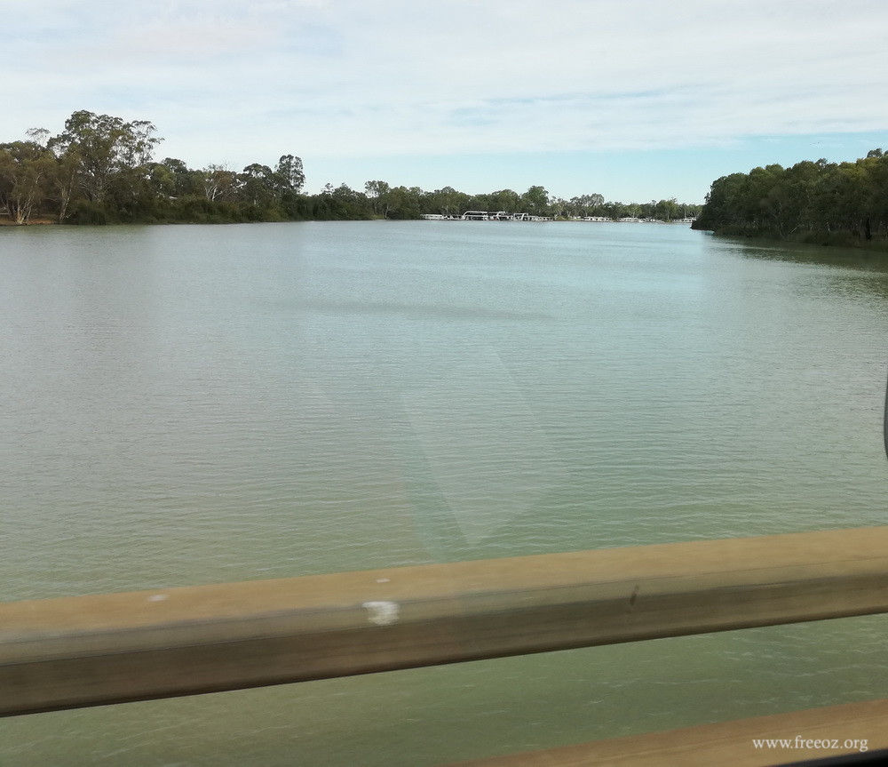 6 MURRAY RIVER .jpg