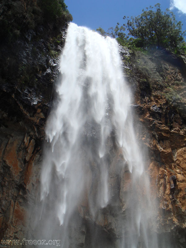 purling brook falls b h.JPG